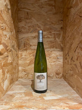 Charger l&#39;image dans la galerie, &quot;Riesling lieu-dit Mittellaeng&quot; 2022 75cl
